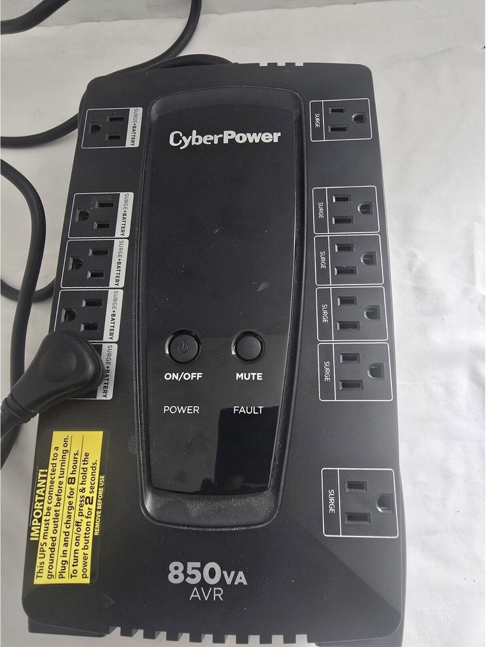 Cyber Power 850va Avr LE850G Surge Back Up Protector - Brand New Battery 5/27/26